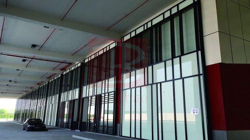 大型公共建筑单元式幕墙：揭秘其设计与施工要点